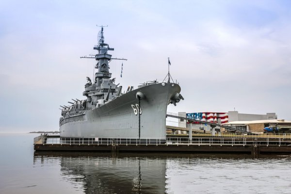 battleship tours mobile alabama